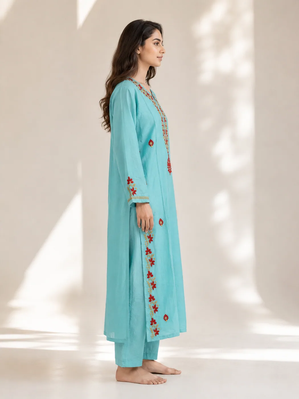 Turquoise Red-Floral Chikankari Kurta — view 3