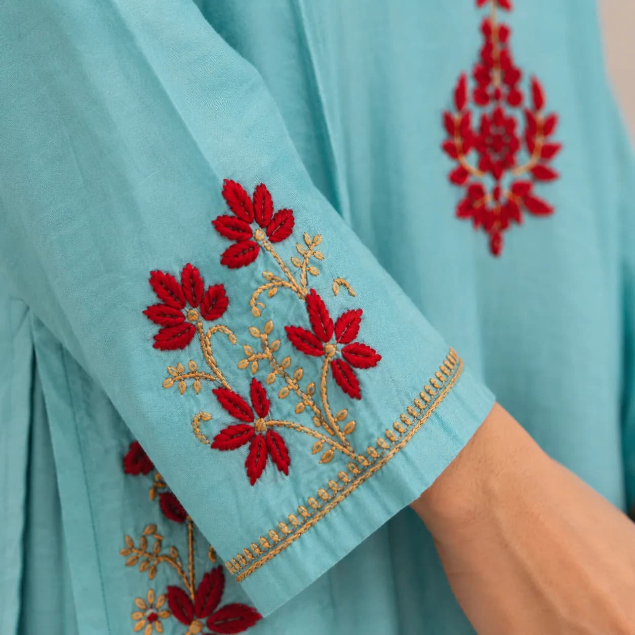 Turquoise Red-Floral Chikankari Kurta — view 4
